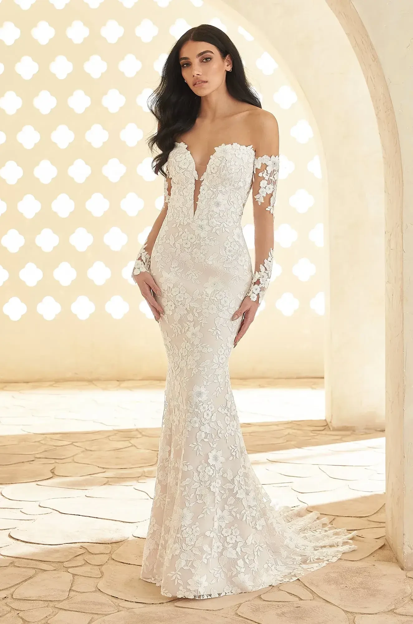 Style #5009 by Paloma Blanca Image
