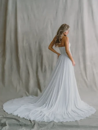 Allure Bridals Taddea - X201 #1 default Ivory thumbnail