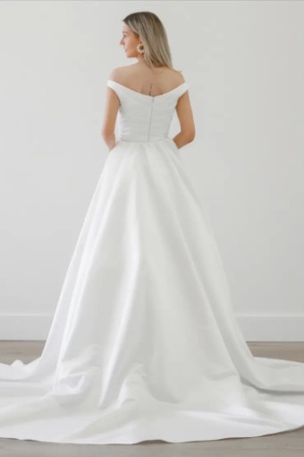 Wtoo by Watters March w/ Overskirt - 11243 #1 Ivory thumbnail